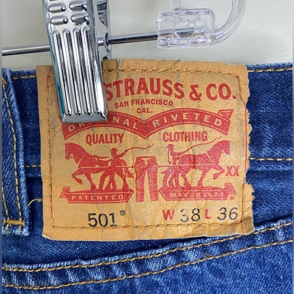 LEVI STRAUSS & CO. 541 MENS BUTTON CLOSURE BLUE JEANS 100% COTTON 38W, 36L - Picture 14 of 17